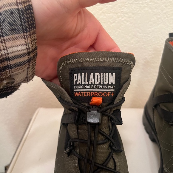 Palladium Boots Pampa Travel Lite - Picture 2 of 5